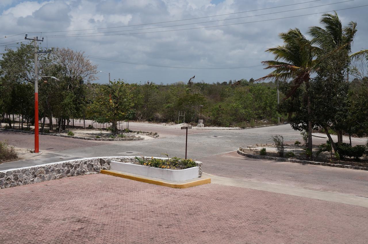 Costa Maya Inn Mahahual Exterior photo